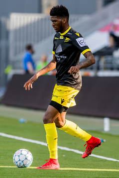 Damion Lowe of Start