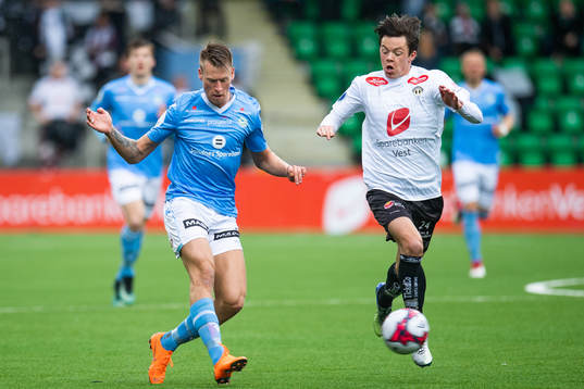 Bläddra bland fler bilder av Football, OBOS-ligaen, Sogndal - Sandnes Ulf