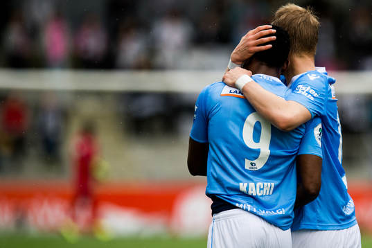 Kachi and Axel Kryger of Sandnes Ulf celebrate the 0-1 goal