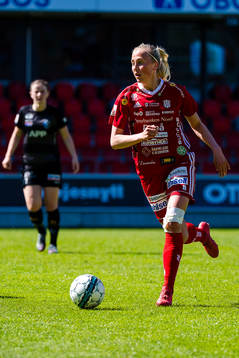 Piteås Julia Karlenäs