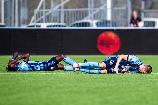 Djurgårdens Philana Tinotenda Kadewere (v) och Jonathan