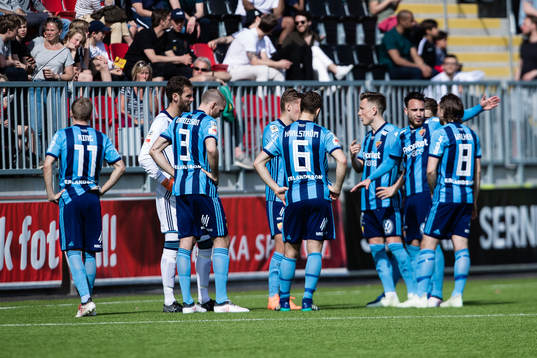 Djurgårdens spelare dröjer sig kvar