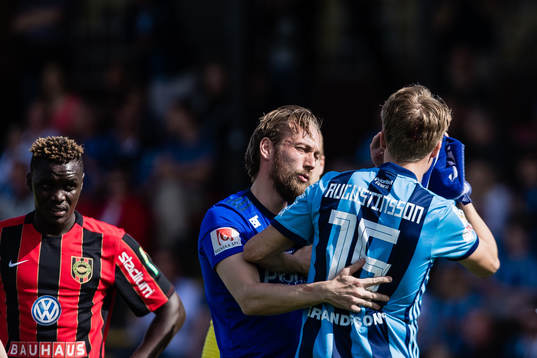 Djurgårdens Jonathan Augustinsson har skadat sig
