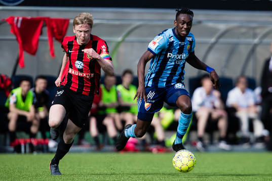 Djurgårdens Philana Tinotenda Kadewere och Brommapojkarnas