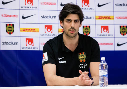 Brommapojkarnas assisterande tränare Goncalo Pereira
