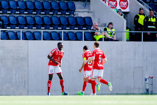 Kalmars Gbenga Arokoyo jublar