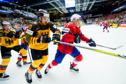 Björn Krupp of Germany and Stefan Espeland of Norway