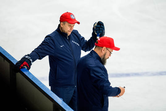 Sjur Robert Nilsen, assistant coach of Norway, and Per-Erik