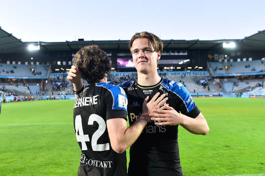 IFK Göteborgs Mikkel Diskerud och August Erlingmark jublar