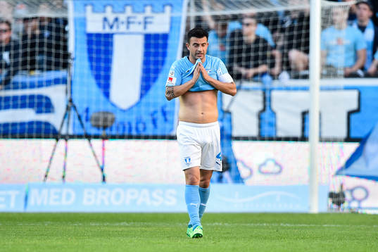 Malmö FFs Behrang Safari deppar