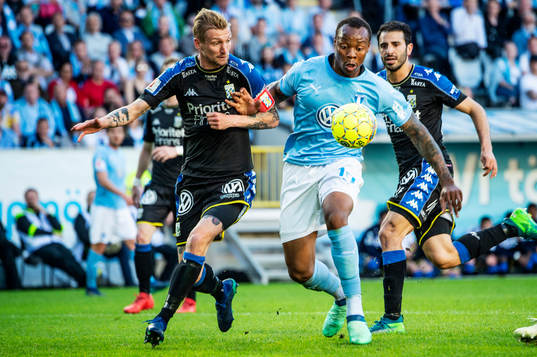 Malmö FFs Carlos Strandberg mot IFK Göteborgs Sebastian