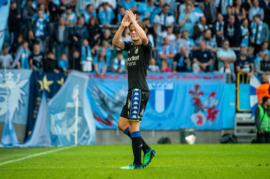 IFK Göteborgs August Erlingmark byts ut