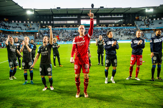 IFK Göteborgs målvakt Pontus Dahlberg jublar