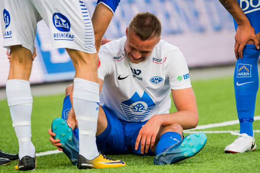 Stian Gregersen of Molde with an injury