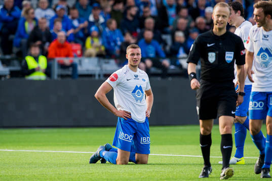 Stian Gregersen of Molde looks dejected behind Ola Hobber