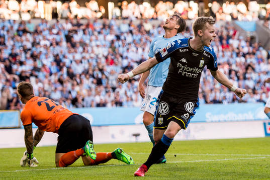 IFK Göteborgs Victor Wernersson jublar