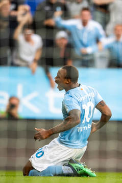 Malmö FFs Carlos Strandberg jublar