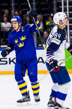 Sveriges Mikael Backlund jublar