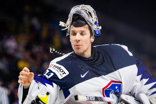 Frankrikes målvakt Ronan Quemener