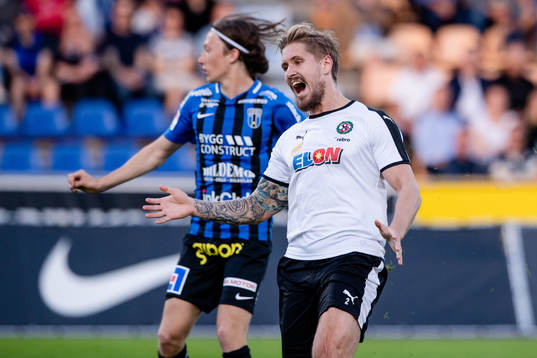 Örebros Daniel Björnkvist deppar