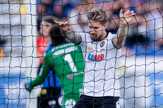 Örebros Daniel Björnkvist deppar