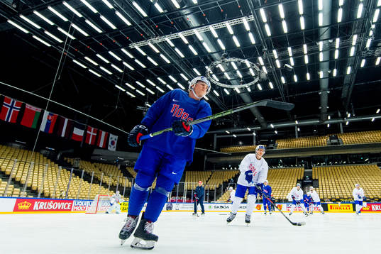 Bläddra bland fler bilder av Ice Hockey, World Championships, day 5, Norway training