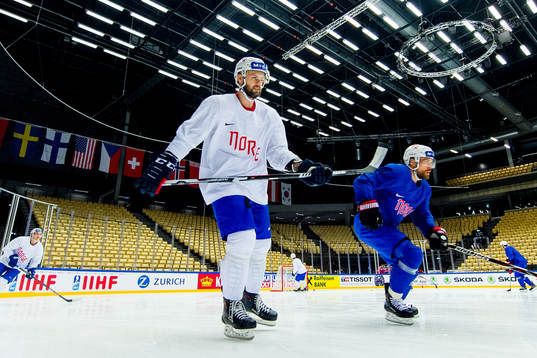 Daniel Sørvik and Jonas Holøs of Norway