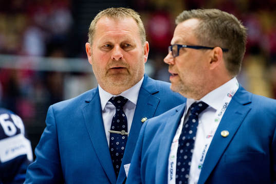 Petter Thoresen, head coach of Norway, and Sjur Robert