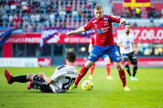 GAIS Calle Wede och Helsingborgs Darijan Bojanic