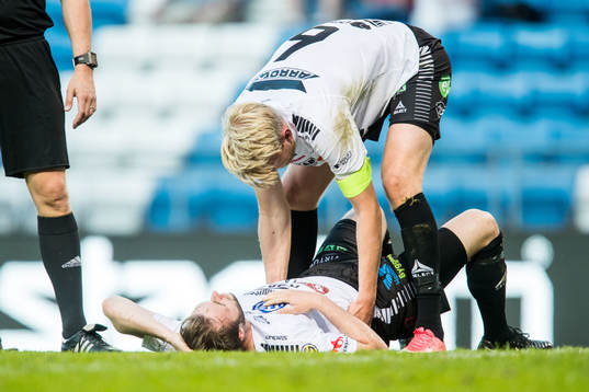 GAIS Niklas Olsson får hjälp av Calle Nyström
