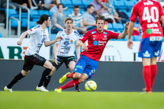 GAIS Stefan Ilic och Helsingborgs Fredrik Liverstam