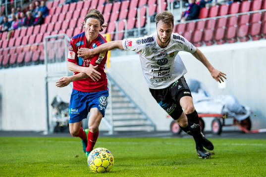 Helsingborgs Max Svensson och GAIS Niklas Olsson