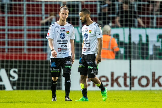 GAIS Edin Hamidovic och Junes Barny deppar