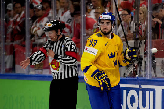 Sveriges Mika Zibanejad jublar