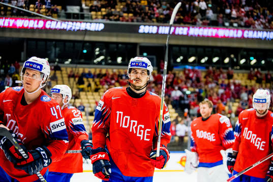 Alexander Bonsaksen and Thomas Valkvæ Olsen of Norway look