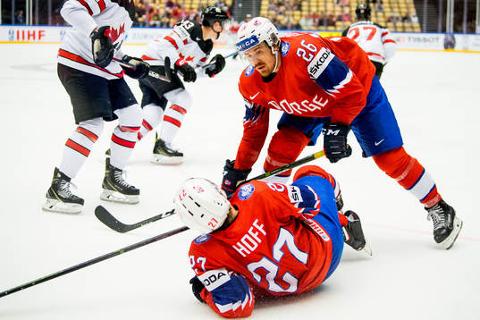 Ludvig Hoff and Kristian Forsberg of Norway