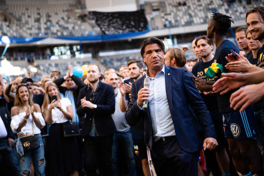 Djurgårdens sportchef Bosse Andersson jublar