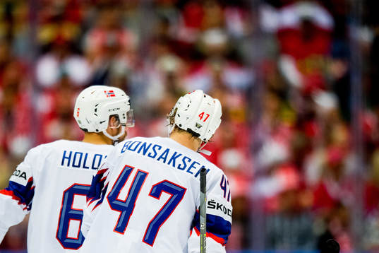 Jonas Holøs and Alexander Bonsaksen of Norway