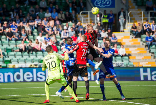 nickduell framför Brommapojkarnas mål