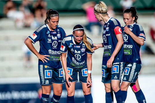 Linköpings Filippa Angeldal, Kosovare Asllani, Janni Arnth