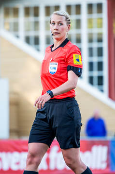 Domaren Tess Olofsson