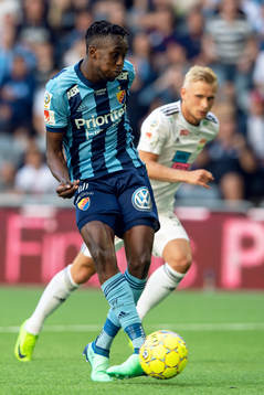 Djurgårdens Philana Tinotenda Kadewere gör 1-0