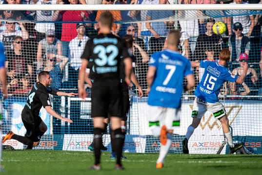 Trelleborgs Lasse Nielsen gör 1-0