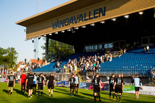 Malmö FFs spelare lämnar Vångavallenen