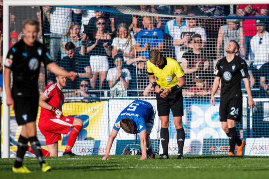 Malmö FFs Franz Brorsson, målvakt Fredrik Andersson och