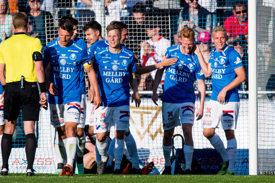 Trelleborgs Lasse Nielsen kramas om