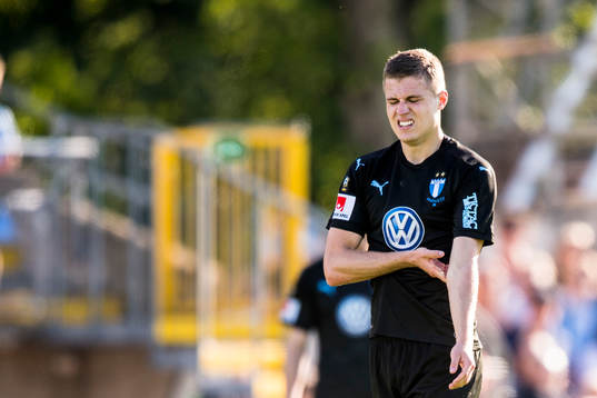 Malmö FFs Mattias Svanberg deppar