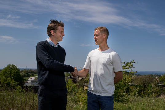 Landskronas Philip Andersson och Helsingborgs målvakt Pär