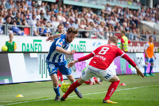 IFK Göteborgs Emil Salomonsson mot Norrköpings Gudmundur