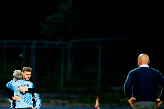 Nicklas Bendtner and Kåre Ingebrigtsen, head coach of